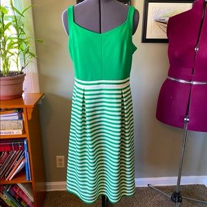 Sz XL Green and White Pleated Dress with Stripes